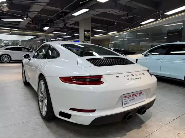 Porsche 911 2018