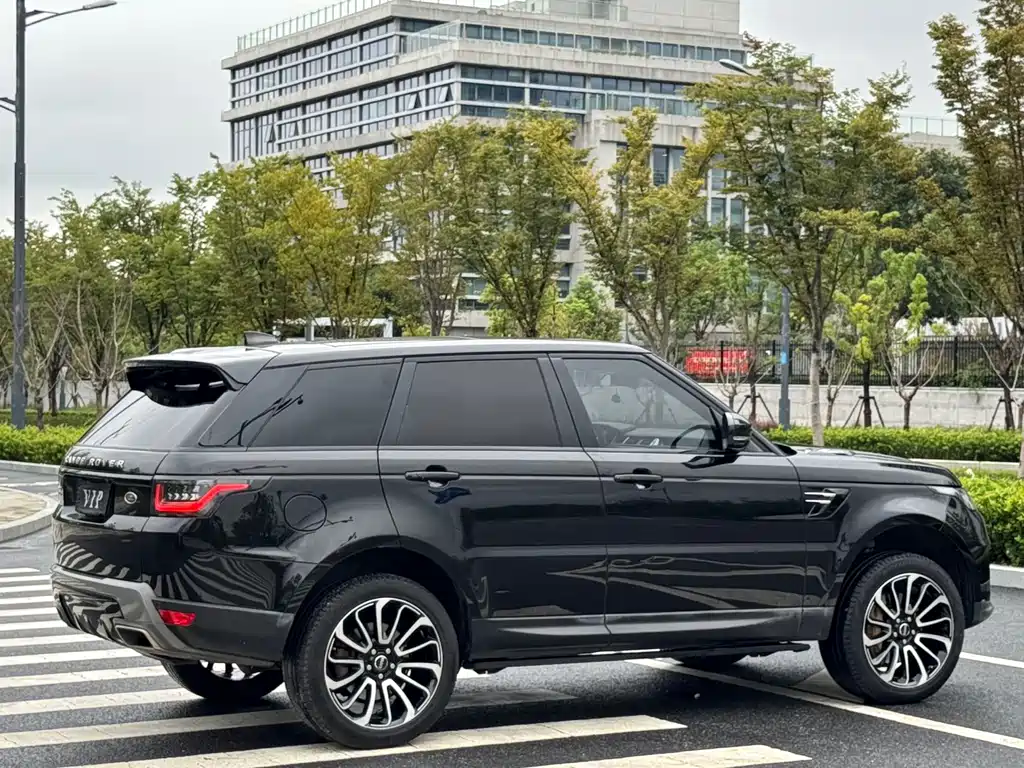 Land Rover Sport 2019 — фото 9