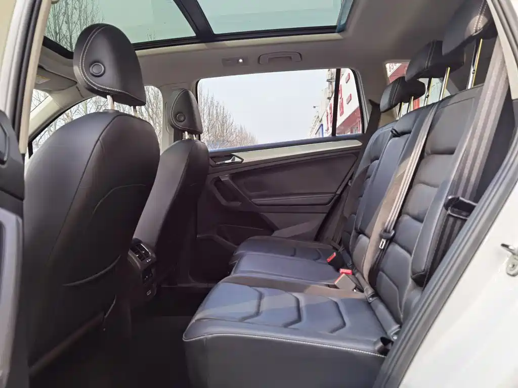 Volkswagen Tiguan L 2017 — фото 13