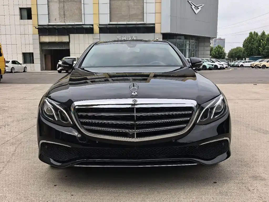 Mercedes-Benz E-Class 2020 — фото 2