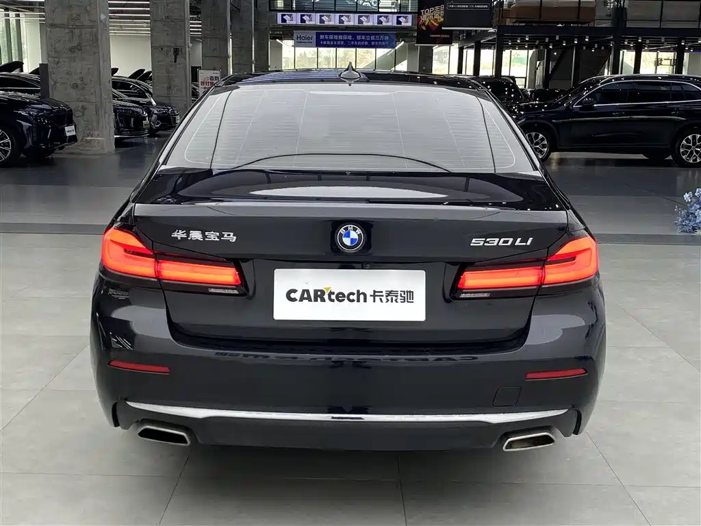 BMW 5 Series 2023 — фото 3