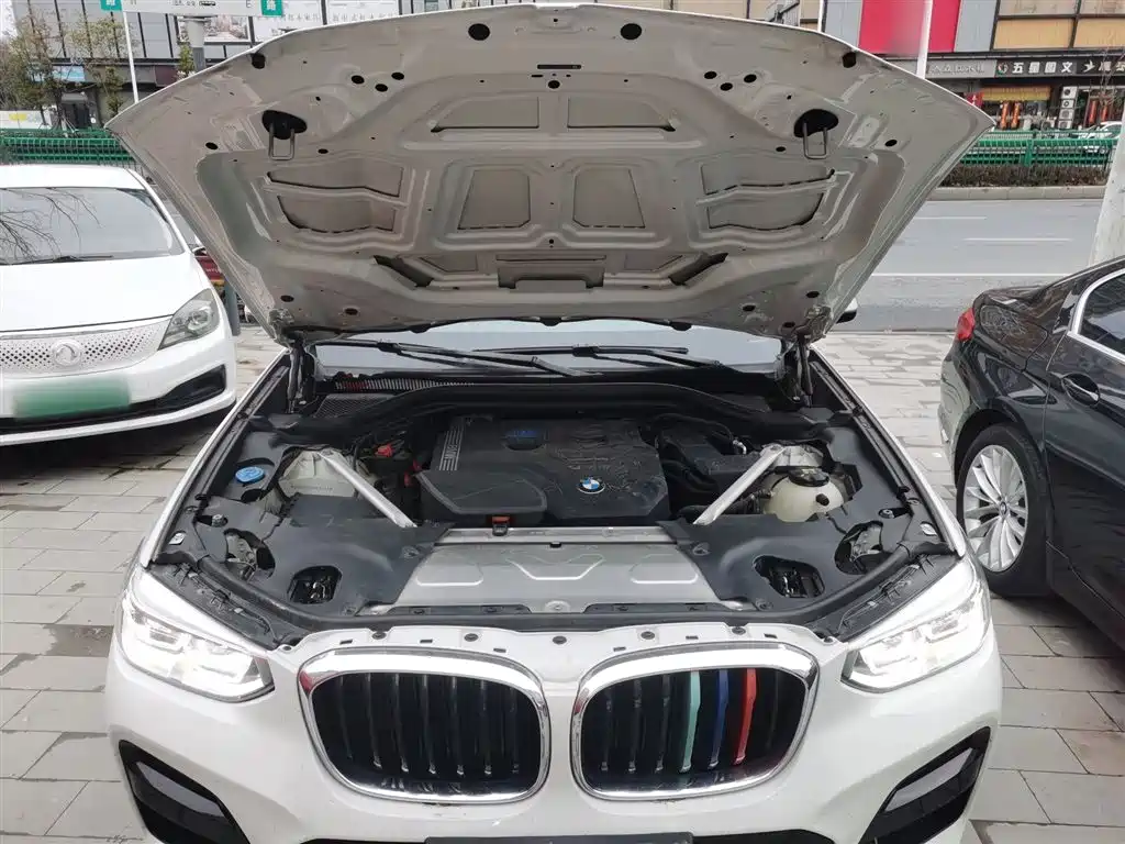 BMW X4 2021 — фото 10