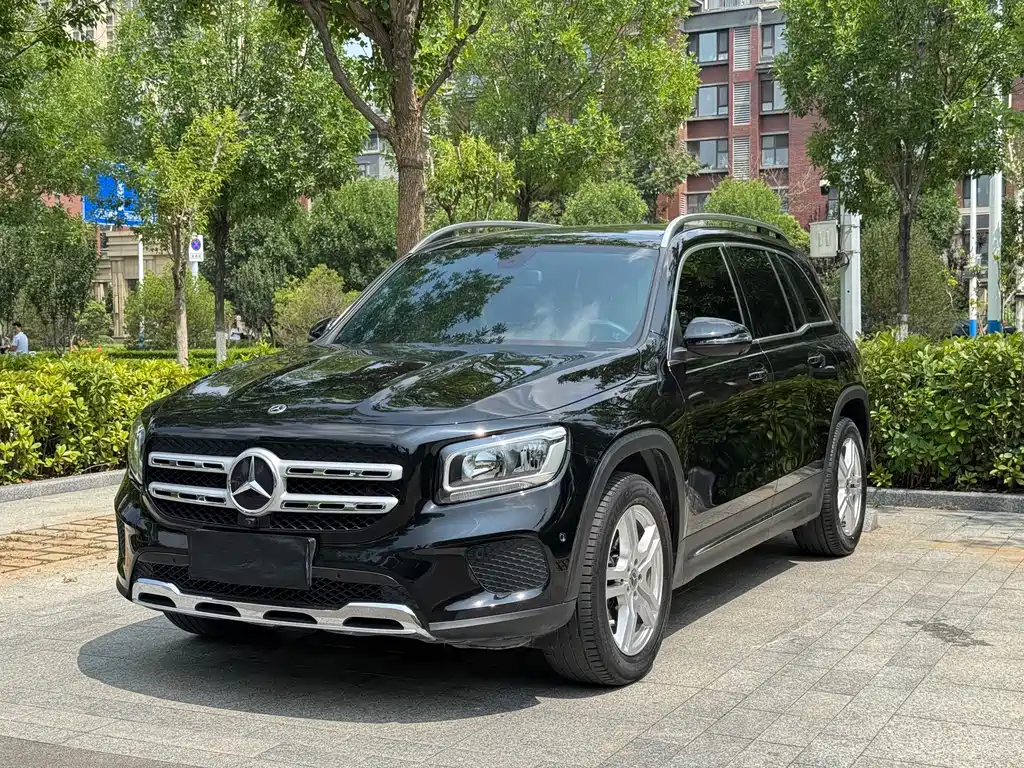 Mercedes-Benz GLB 2021