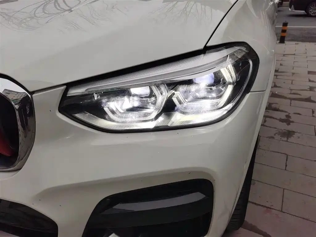 BMW X4 2021 — фото 18
