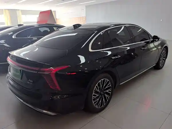 Hongqi H5 2024