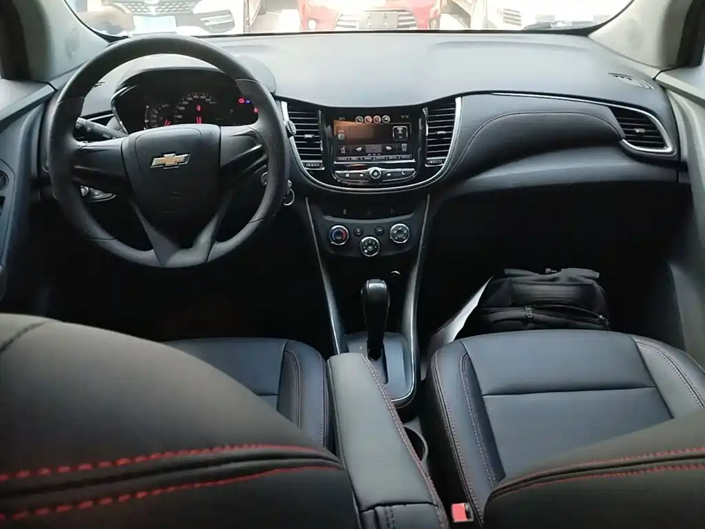 Chevrolet Trax 2018 — фото 10