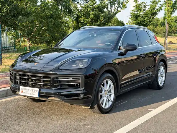 Porsche Cayenne 2024