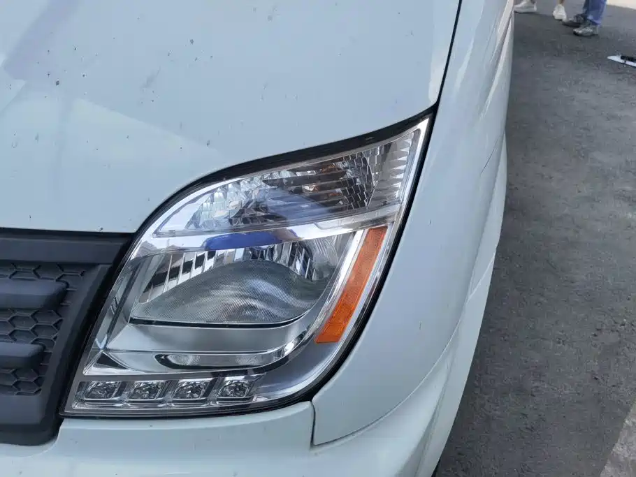 Maxus V80 2023
