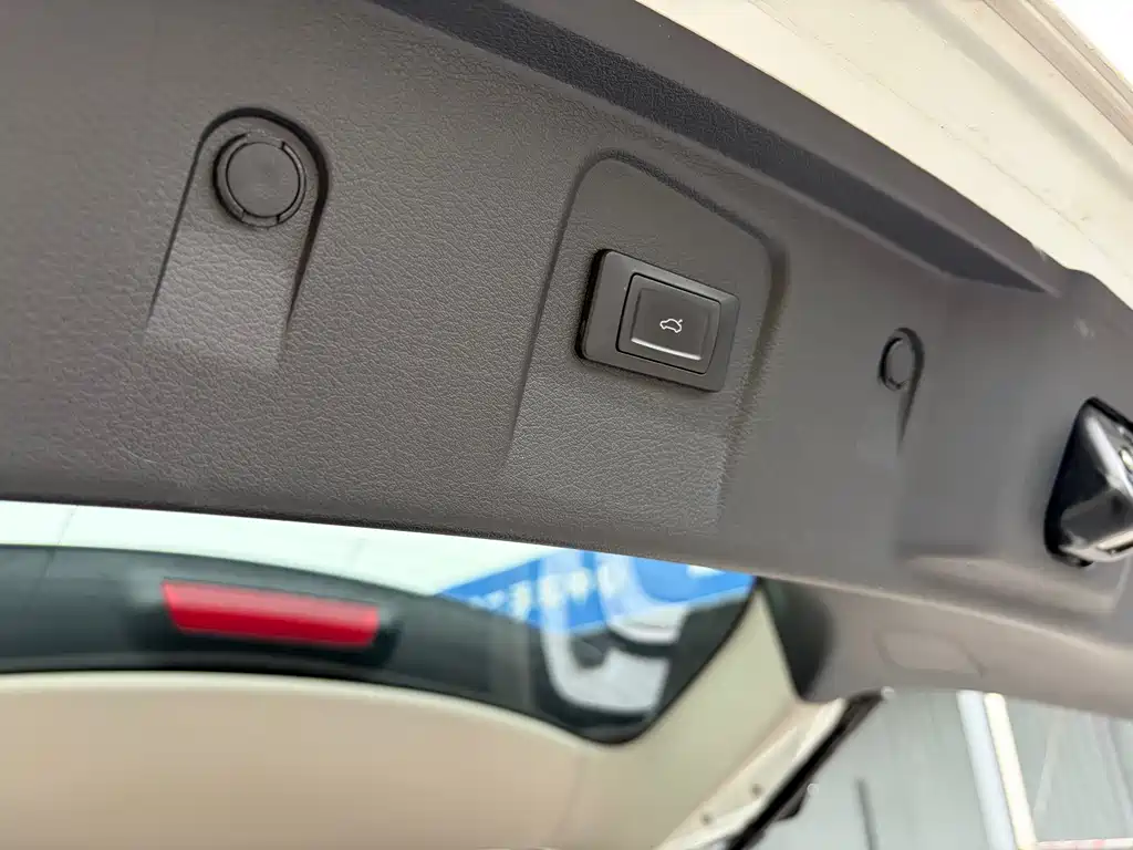 Nissan Murano 2018 — фото 12