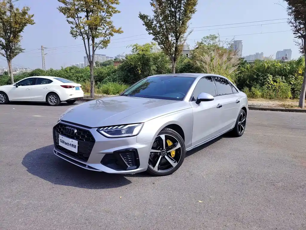 Audi A4L 2020