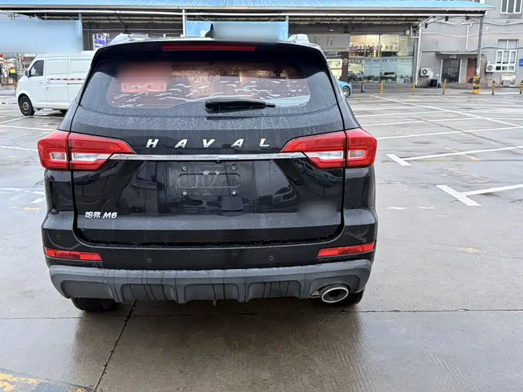 Haval M6 2017 — фото 12