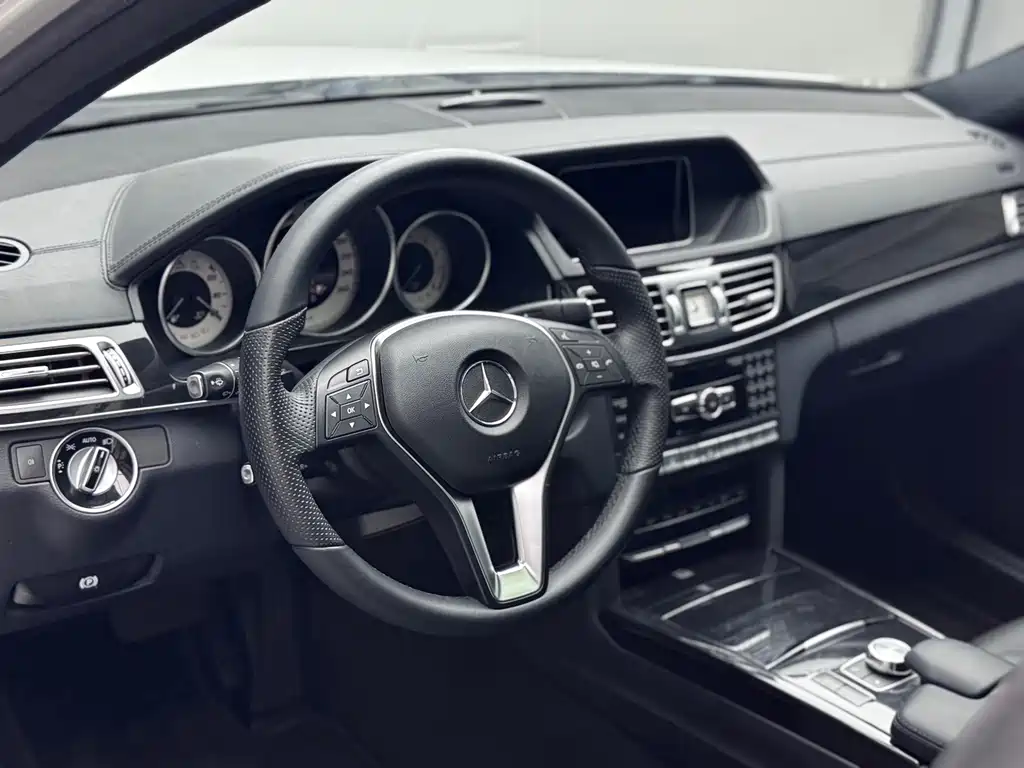 Mercedes-Benz E-Class 2014 — фото 9