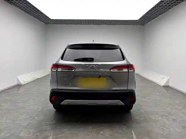 Toyota Corolla Cross 2022 — фото 4