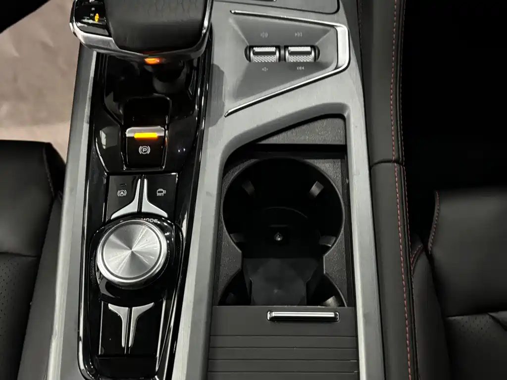 Changan CS75 PLUS 2022 — фото 12