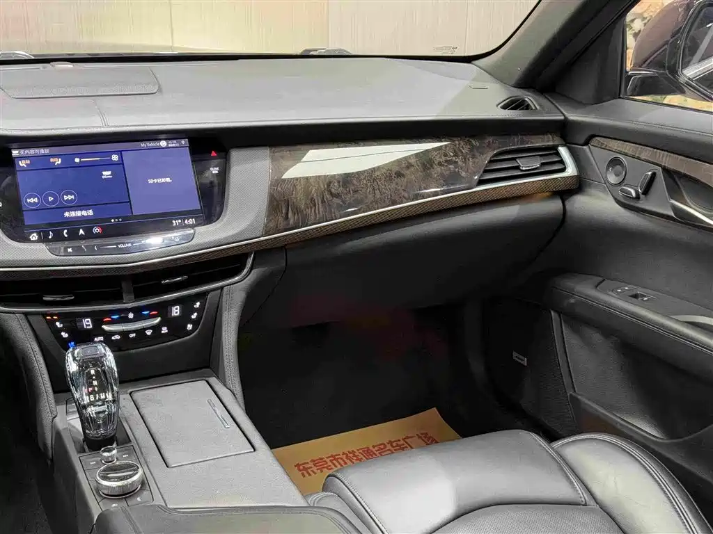 Cadillac CT6 2019 — фото 14
