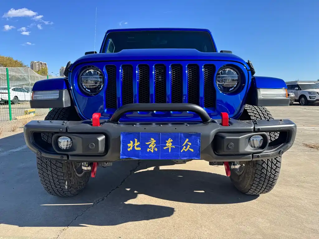 Jeep Wrangler 2020 — фото 33