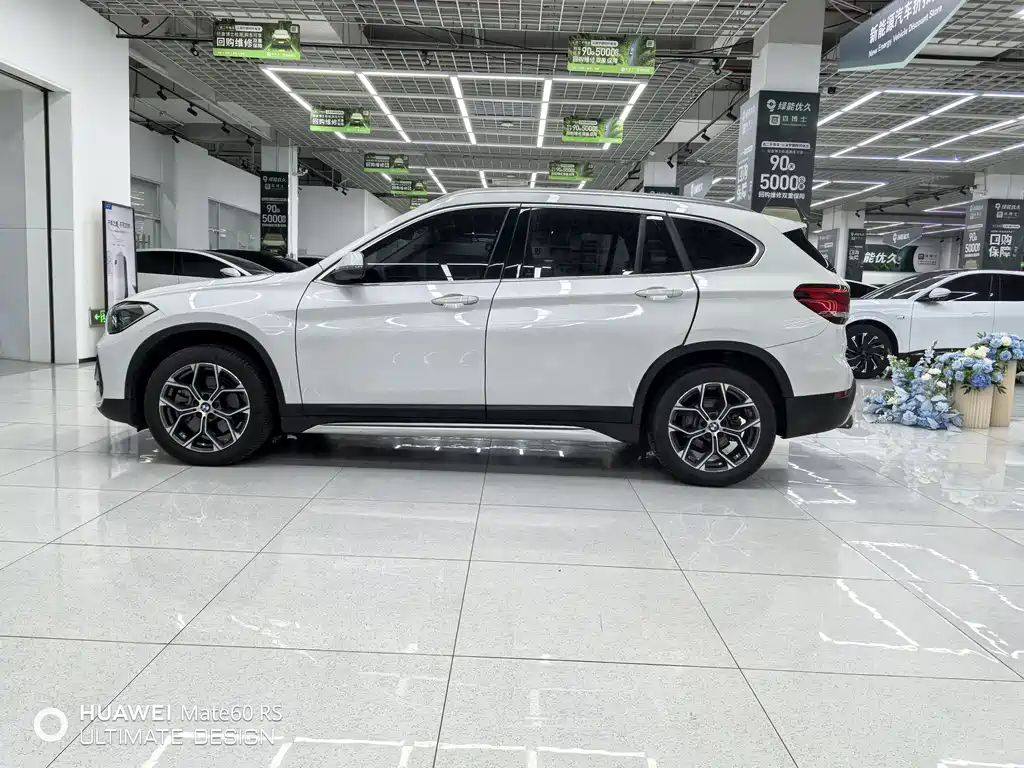 BMW X1 2021 — фото 5