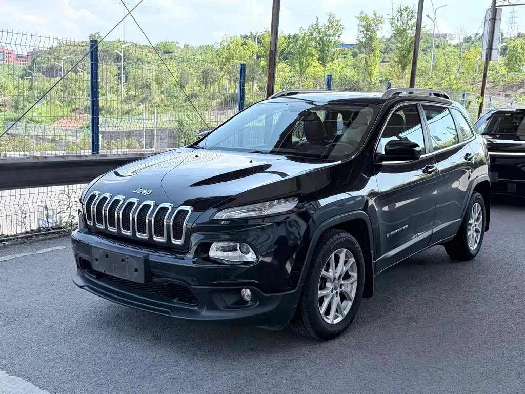 Jeep Cherokee 2016 — фото 1