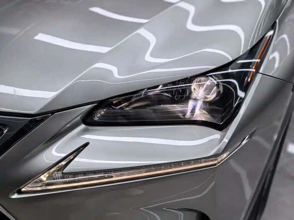 Lexus NX 2016 — фото 31