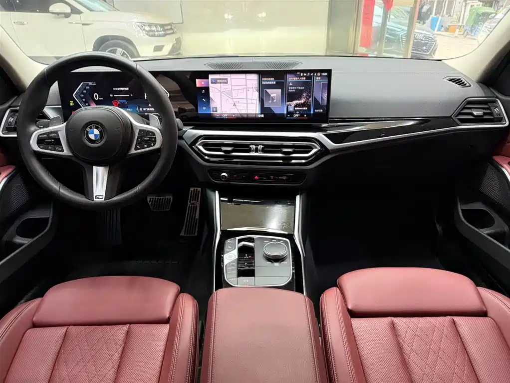 BMW 3 Series 2023 — фото 12