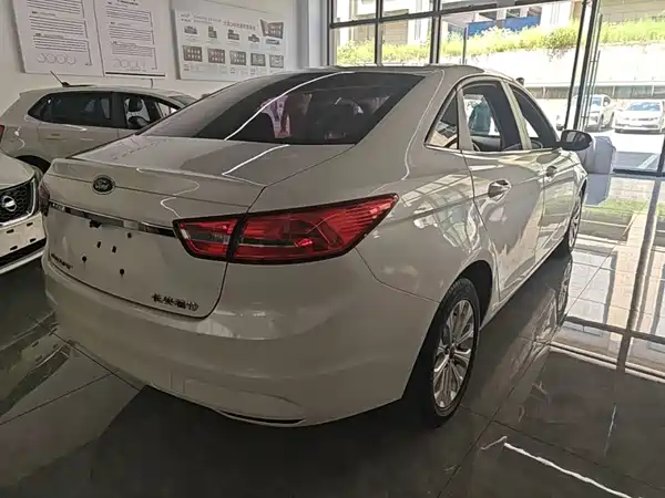 Ford Escort 2015