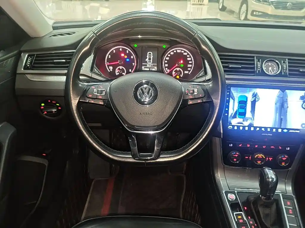 Volkswagen Passat 2018 — фото 11