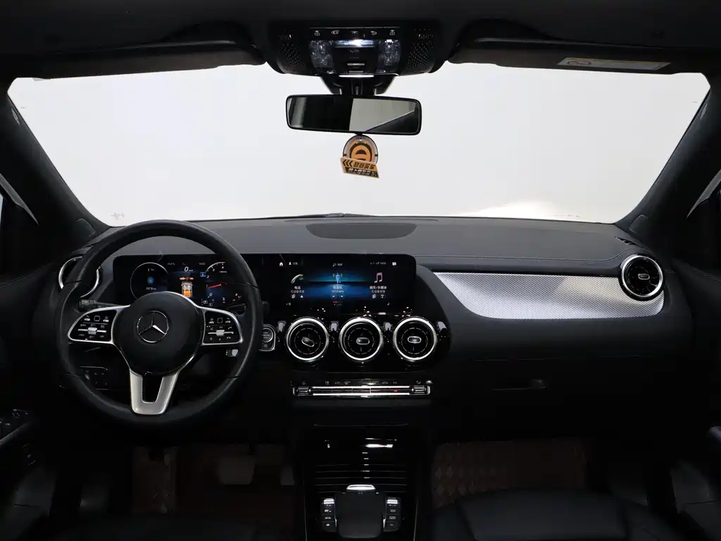 Mercedes-Benz GLA 2021 — фото 13