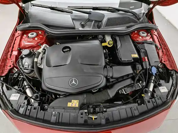 Mercedes-Benz GLA 2016