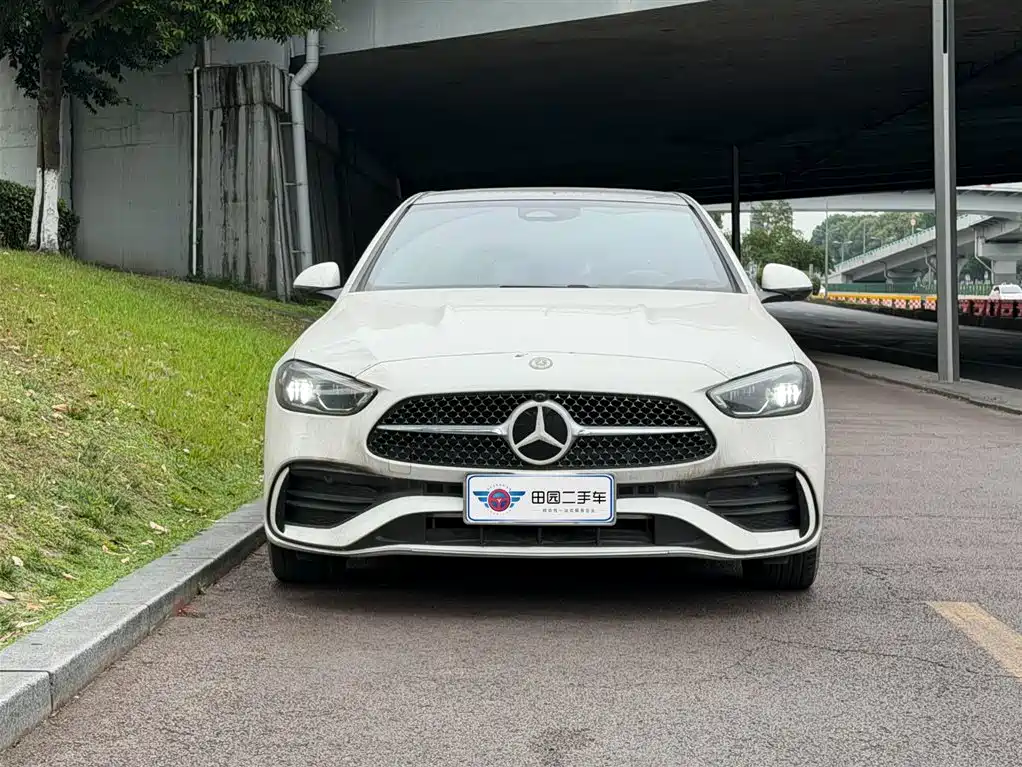 Mercedes-Benz C-Class 2024 — фото 2