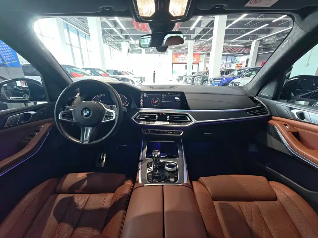 BMW X7 2023 — фото 27