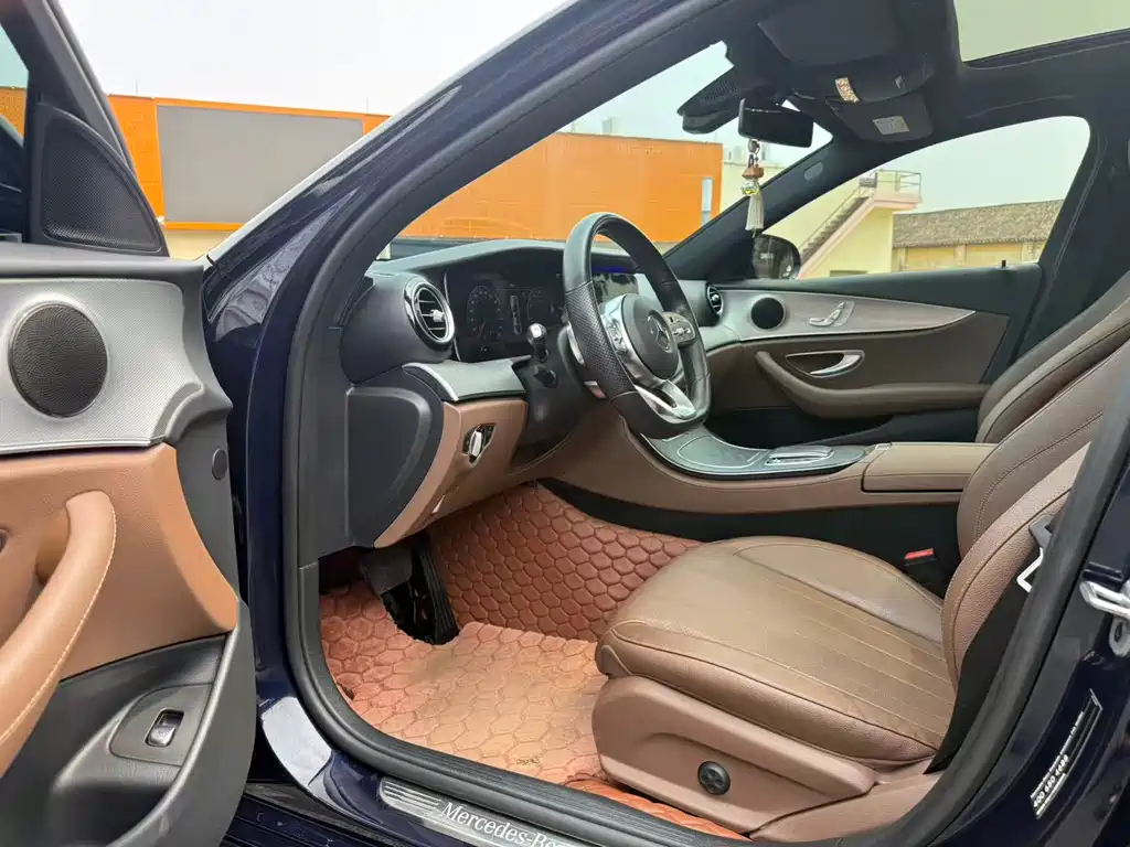 Mercedes-Benz E-Class 2020 — фото 4