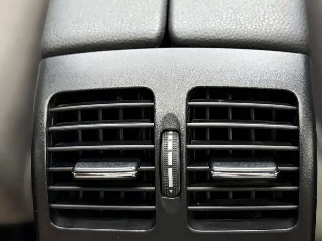 Mercedes-Benz C-Class 2012 — фото 14