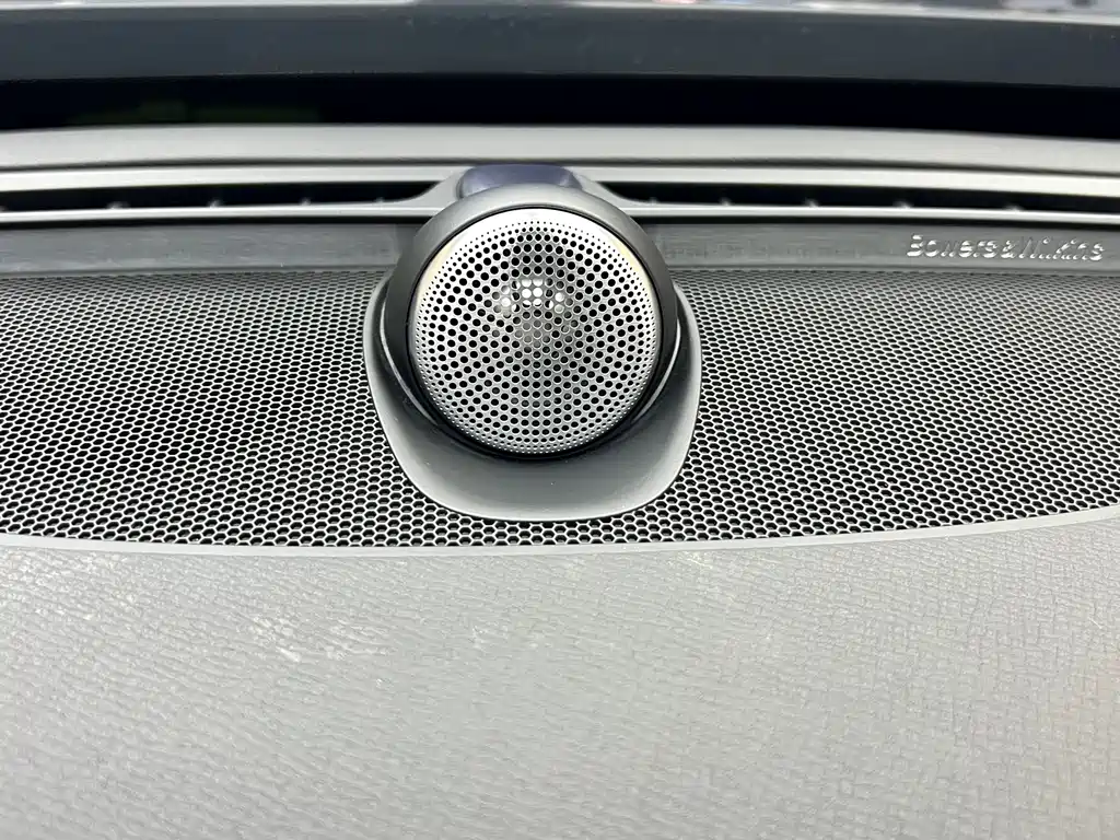 Volvo XC90 2023 — фото 13