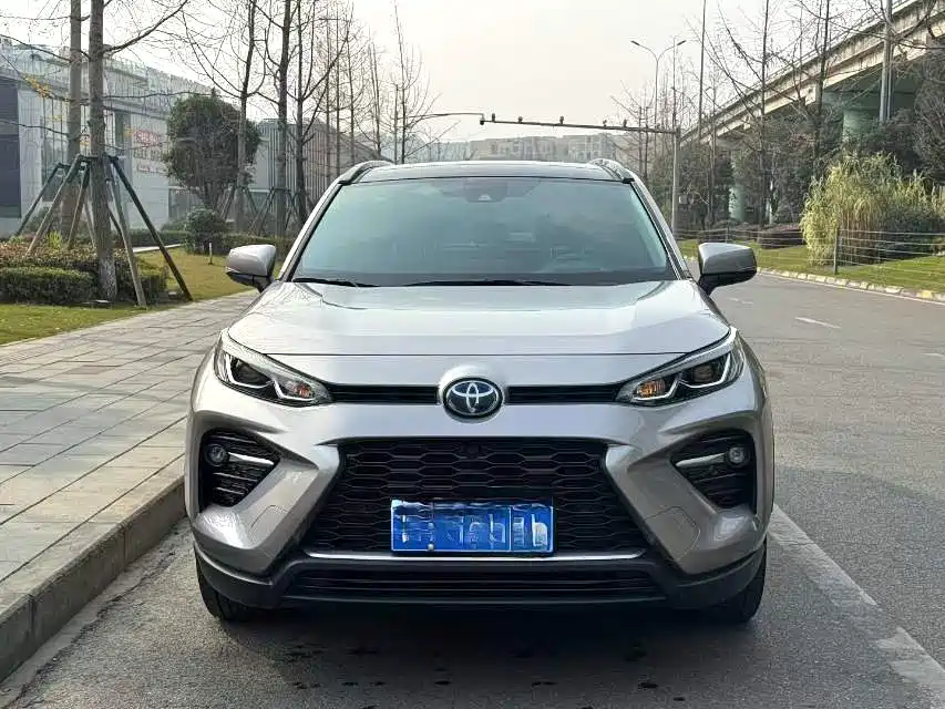 Toyota Wildlander 2023 — фото 2