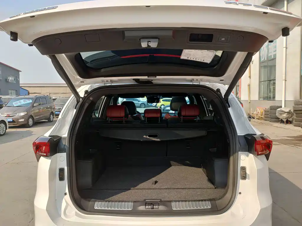 Jetour Jietu X70 PLUS 2022 — фото 21