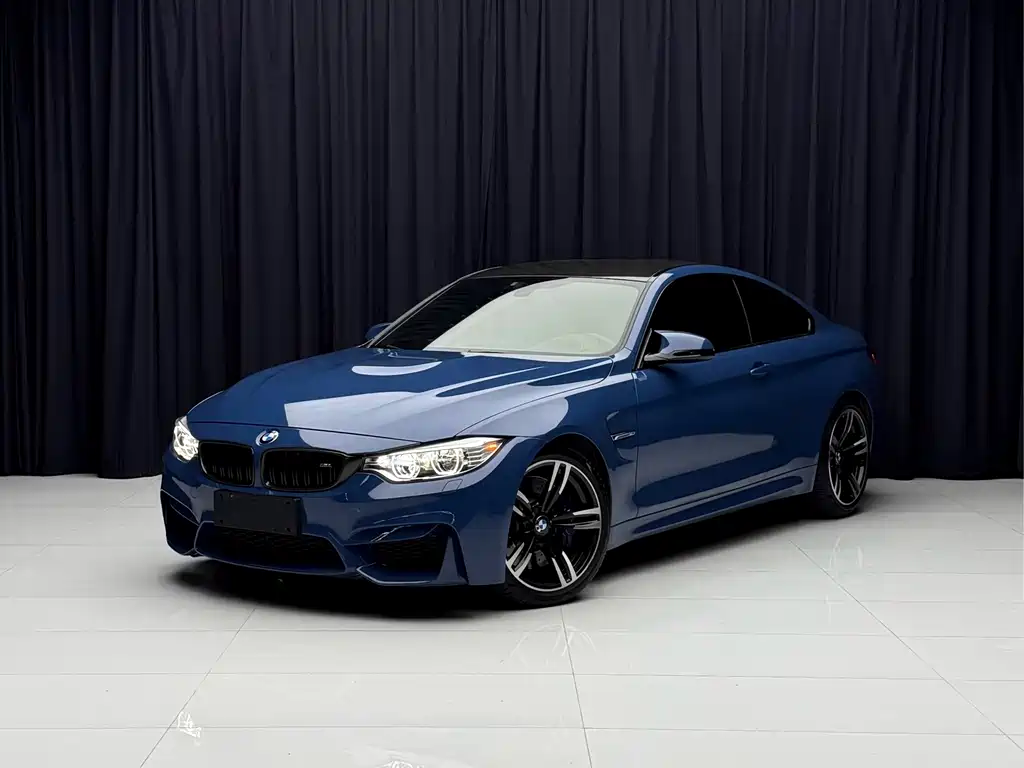 BMW M4 2015