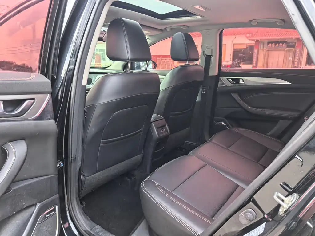 Changan Eado 2018 — фото 12
