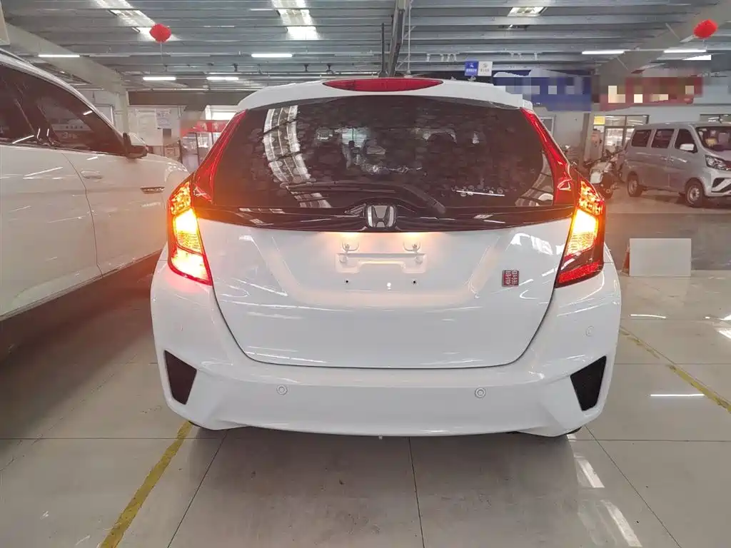 Honda Fit 2017 — фото 4