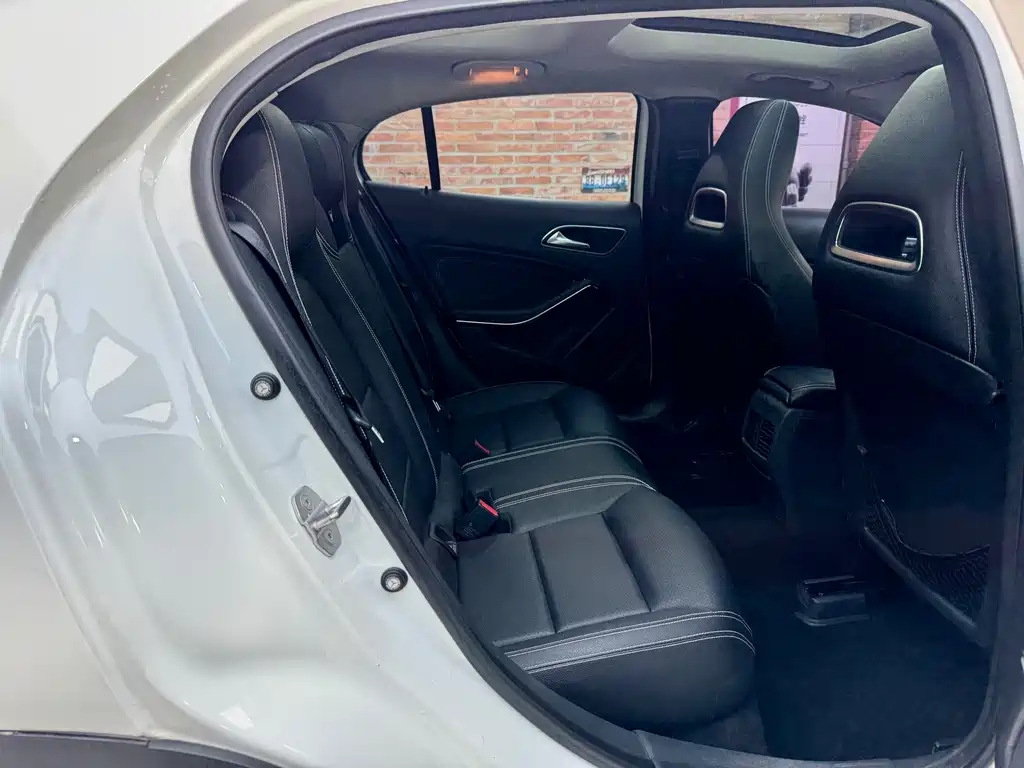 Mercedes-Benz GLA 2019 — фото 13