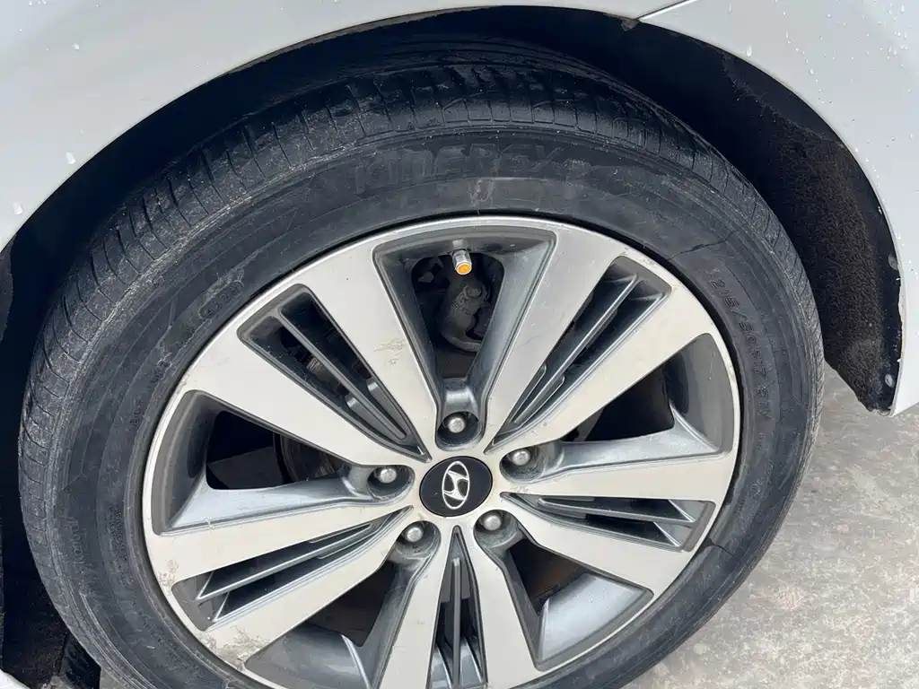 Hyundai Mistra 2016 — фото 10