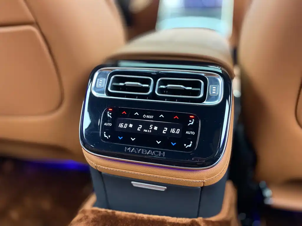 Mercedes-Benz Maybach S-Class 2023 — фото 25
