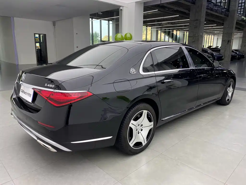 Mercedes-Benz Maybach S-Class 2023 — фото 37