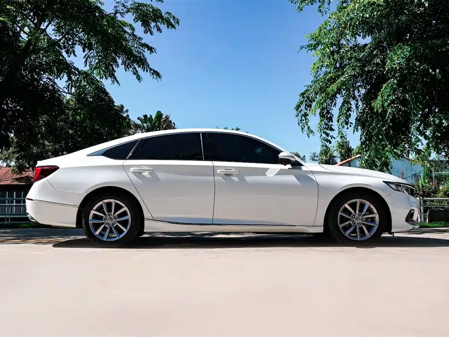 Honda Accord 2021 — фото 5