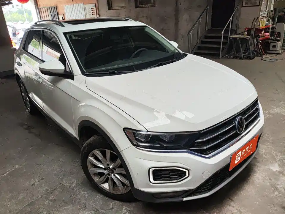 Volkswagen T-Roc 2022 — фото 2