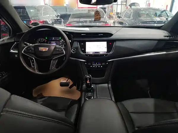Cadillac XT5 2023