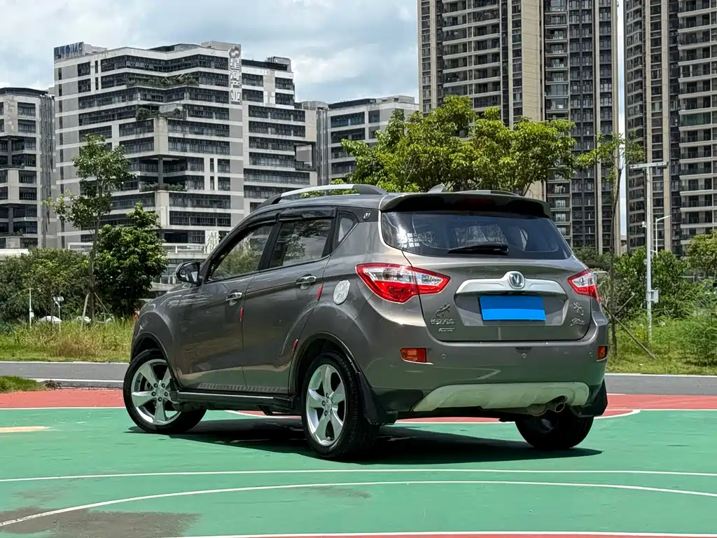 Changan CS35 2016