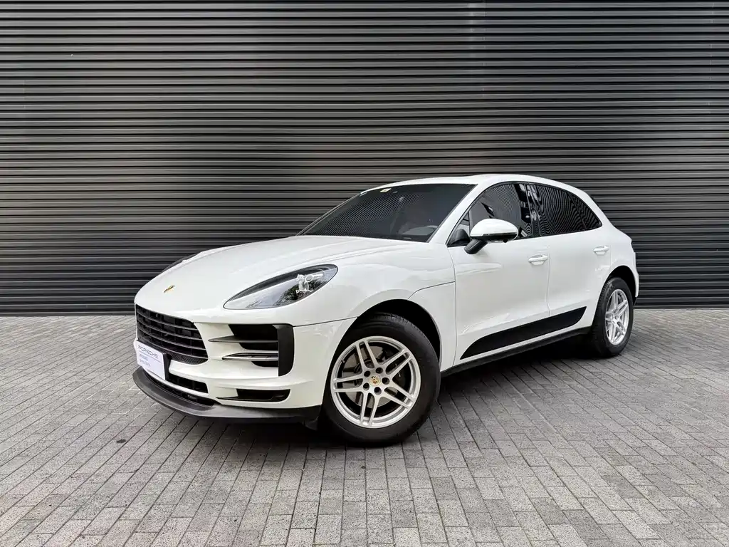 Porsche Macan 2019 — фото 1
