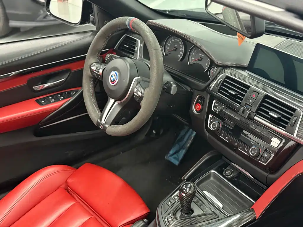 BMW M4 2018 — фото 13