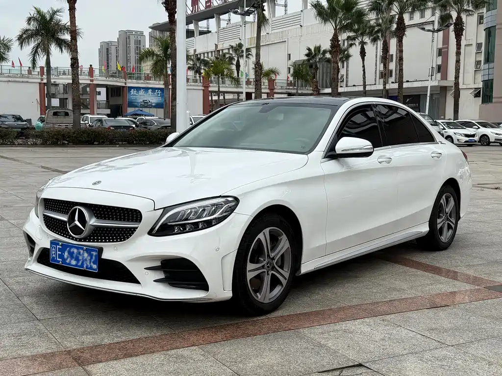 Mercedes-Benz C-Class 2020 — фото 3