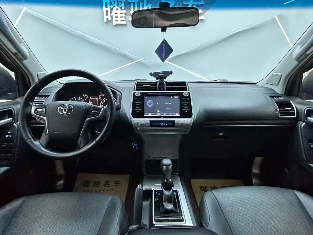 Toyota Prado 2019 — фото 10